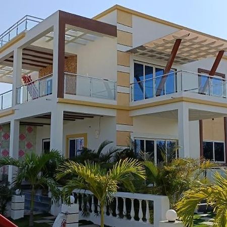 Вілла Amaan Exotica Farmhouse Venkatapur Екстер'єр фото