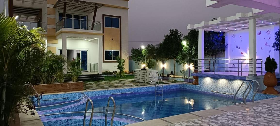 Вілла Amaan Exotica Farmhouse Venkatapur Екстер'єр фото